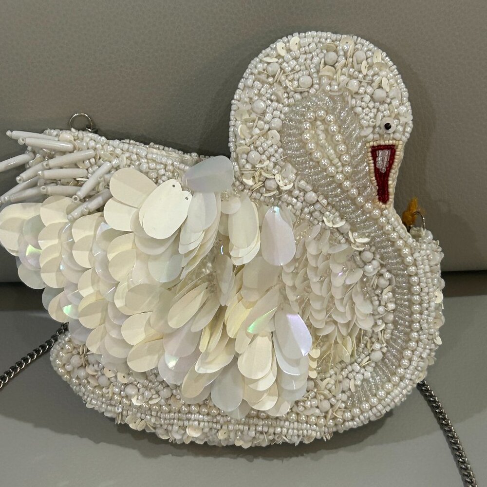 Embellished White Swan Crossbody Bag - Elegant Evening Accessory
